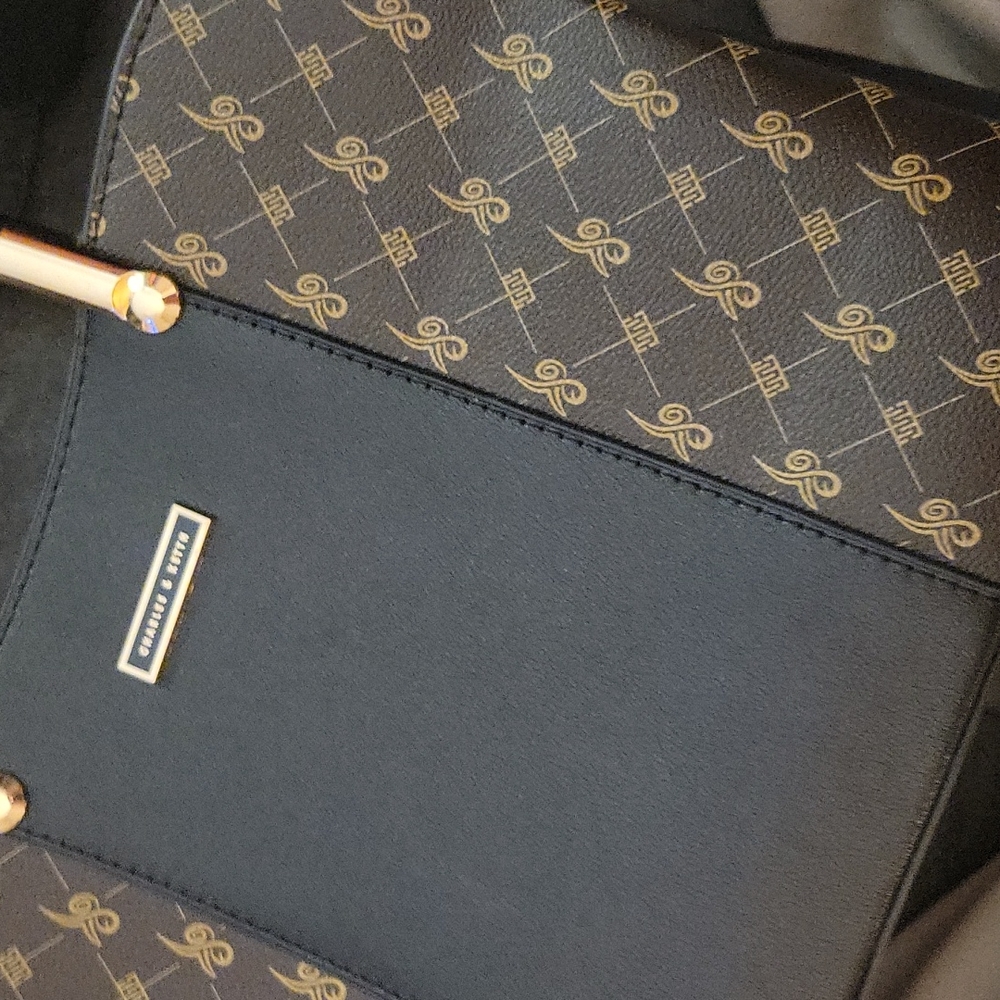 Charles & Ketth Faux leather handbag